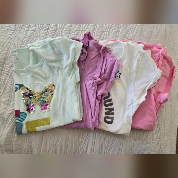 Bundle of 4 girls tshirts - Picture 2 of 16